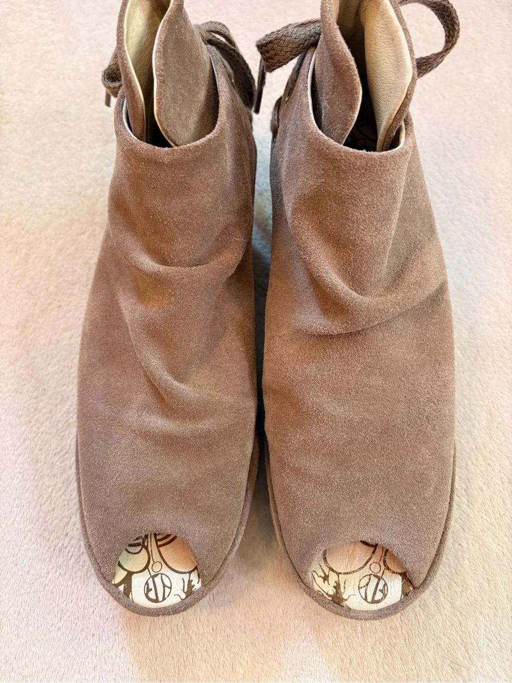 Fly London Yema Peep Toe Taupe Suede Open-Toe Wedge Booties Sz 39 — NWOT